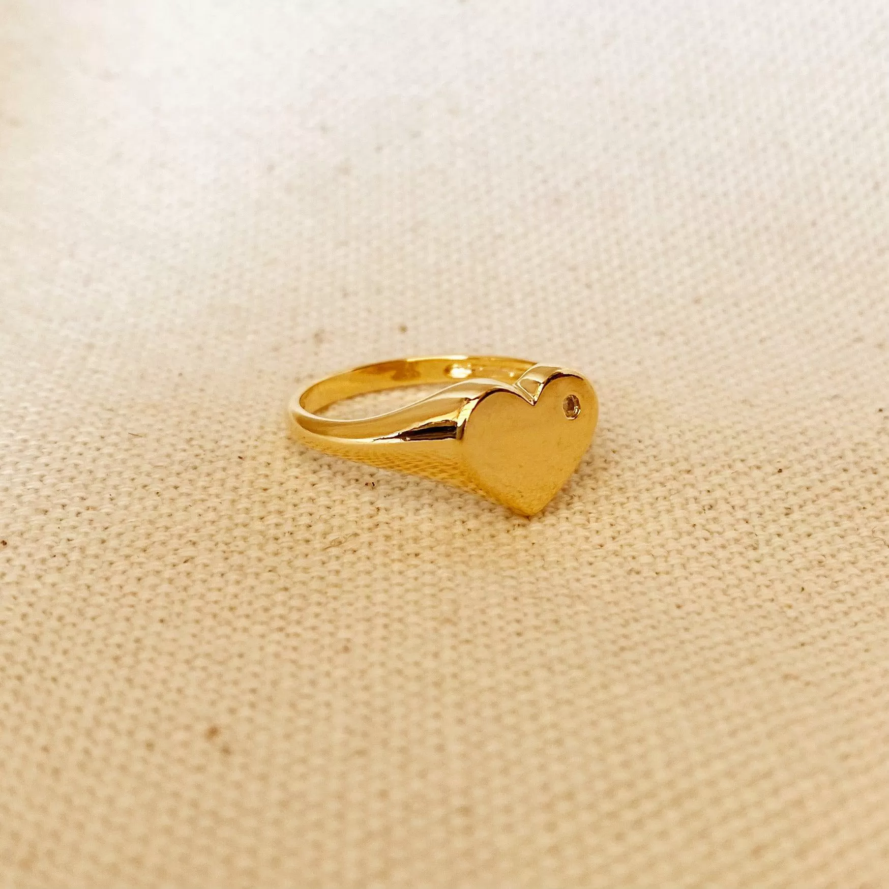 18k Gold Filled Heart Plate Top Ring