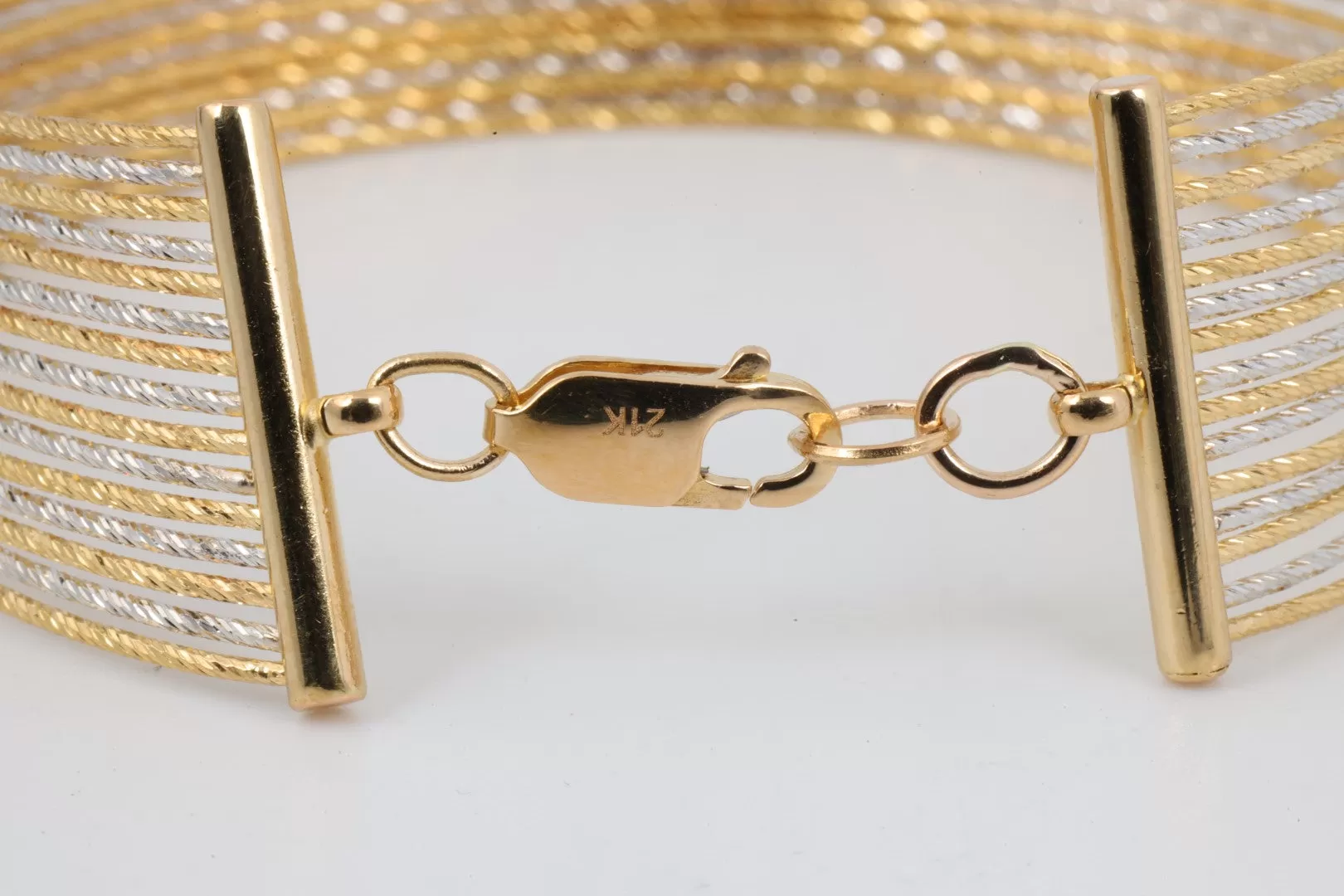 7.5" 21k Two-Tone Gold Bracelet (29.14g.)