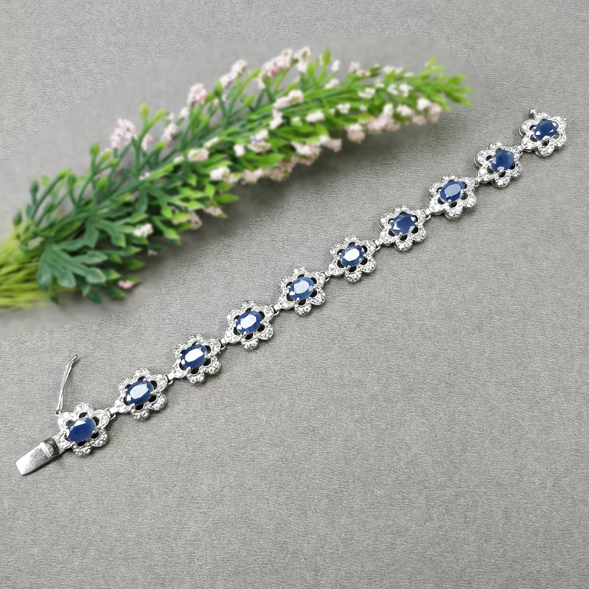 925 Sterling Silver Bracelet : 20.29gms Natural Blue Sapphire Gemstone With CZ Oval Normal Cut Prong Set Tennis Bracelet 7.2"