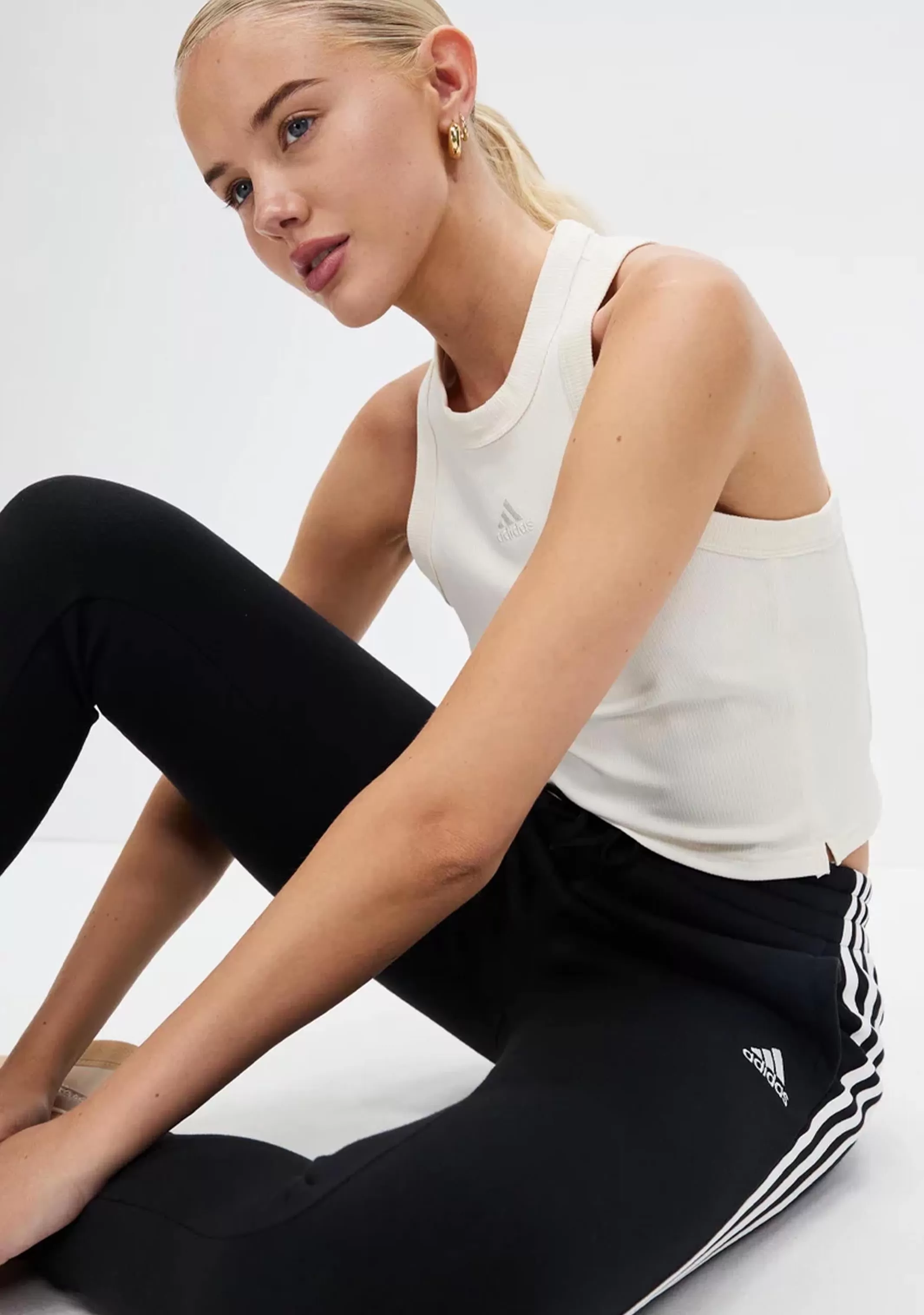 Adidas Womens Essential Fleece 3 Stripe Pants <br> GM5551