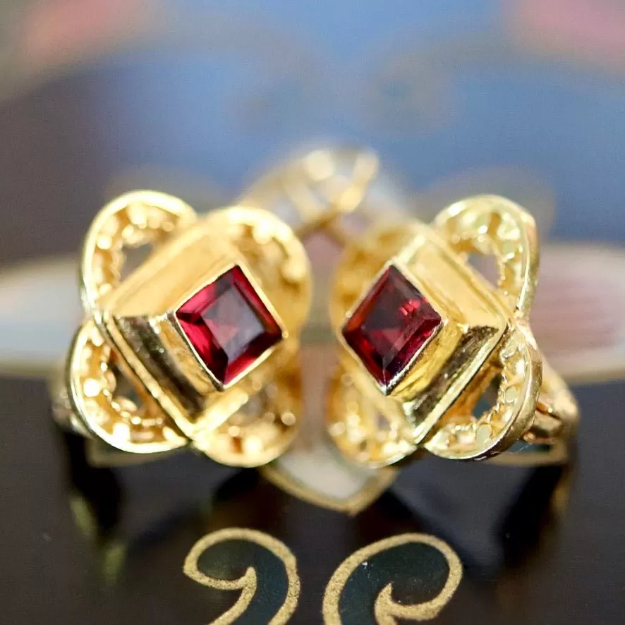 Byzantine 14k Gold and Garnet Earrings