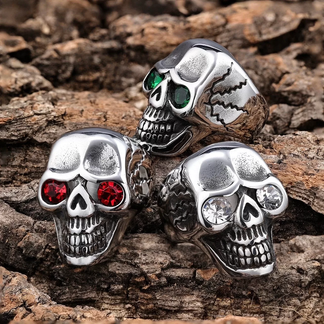 Captain Jack's Blue Eye Skull Ring - R24