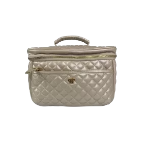 Classic Train Case - Pearl Quilted