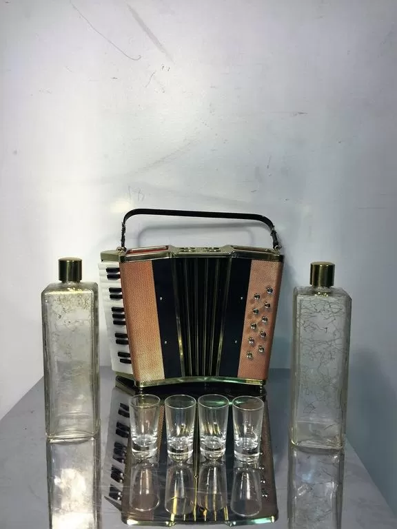 Japanese Mid-Century Accordion-Shaped Musical Portable Bar