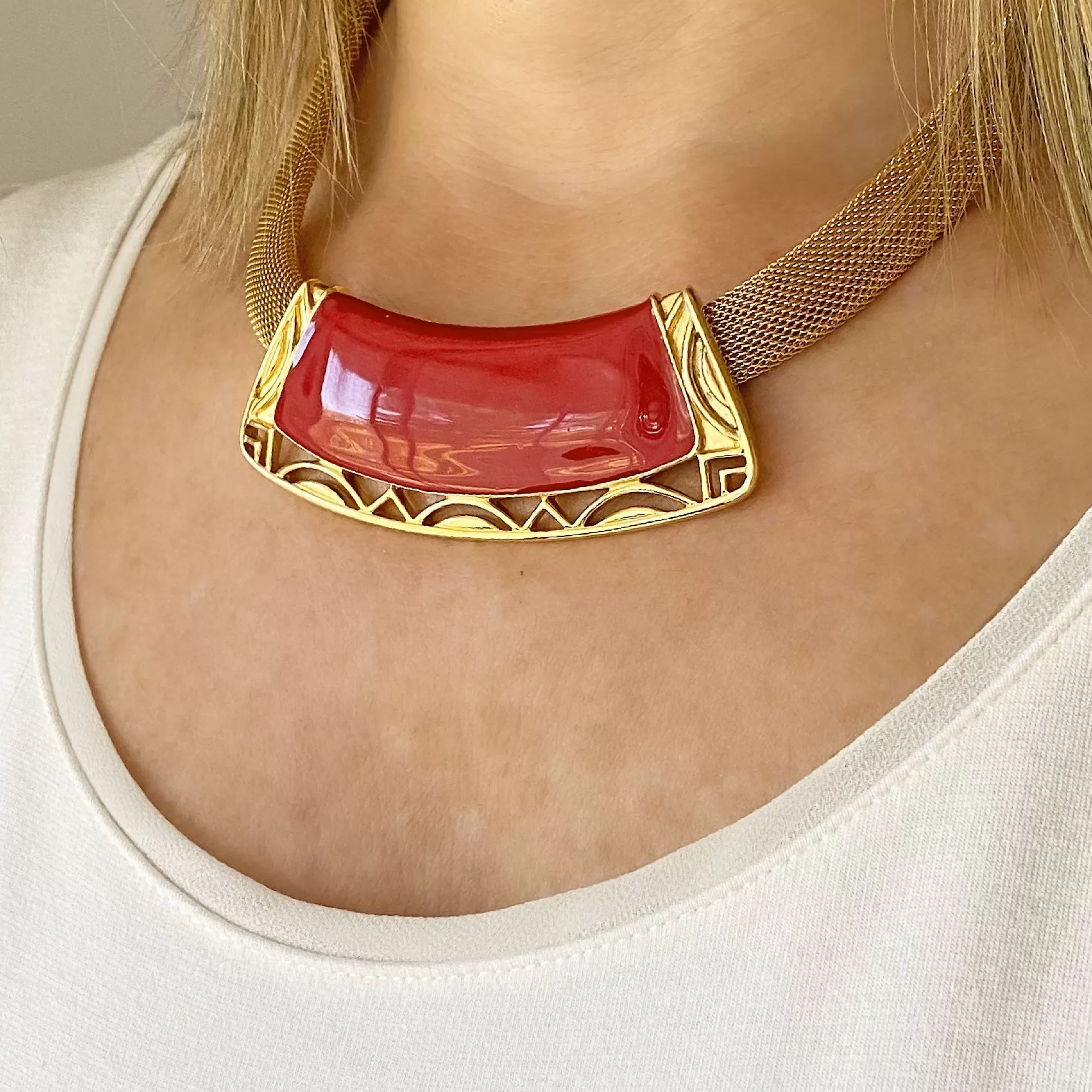 MAHONEY Monet red and gold mesh necklace