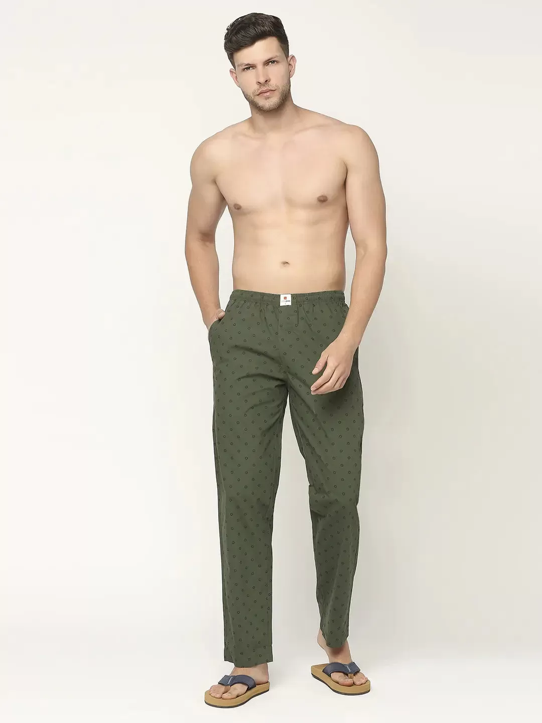 Men Premium Cotton Printed Bottle Green Pyjama- UnderJeans by Spykar