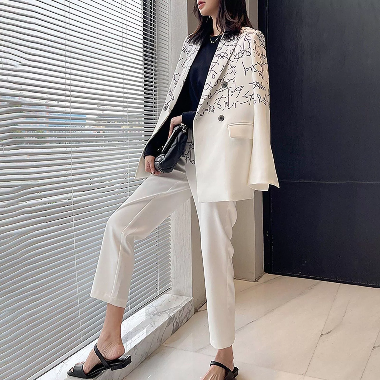 White Doodle Blazer & Crop Leg Pants Two-Piece Suit