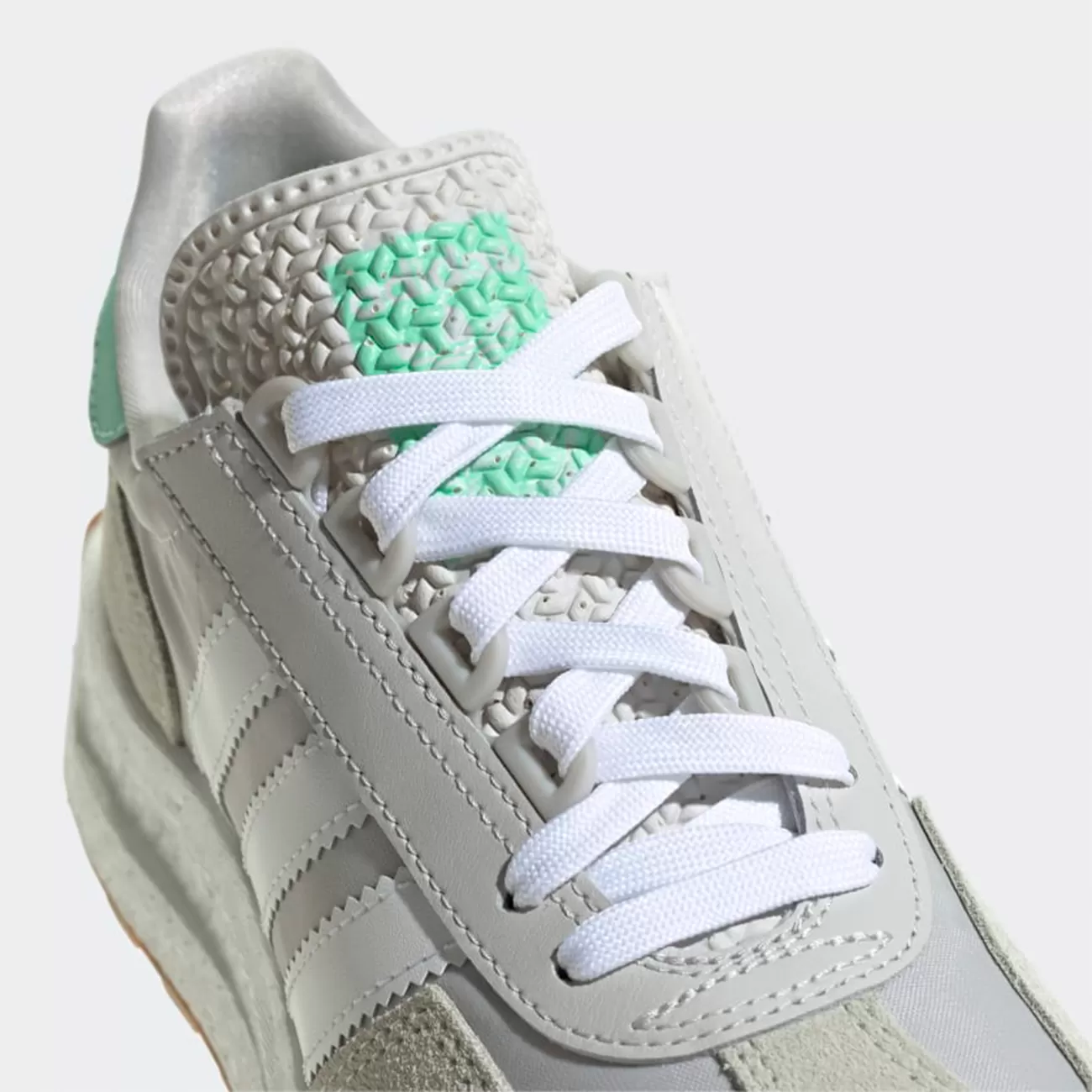 Women's Retropy E5 - Grey/White/Pulse Mint